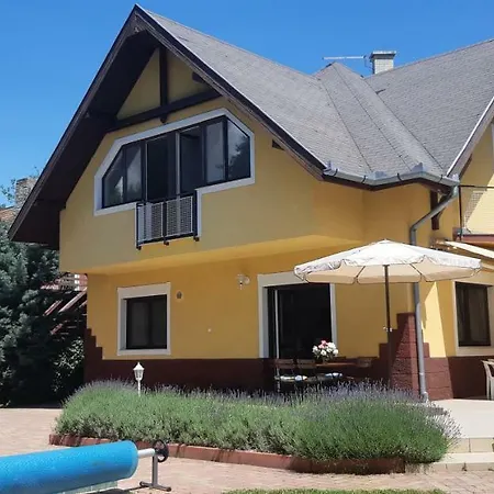 Schieszl 1 Appartement Zamárdi